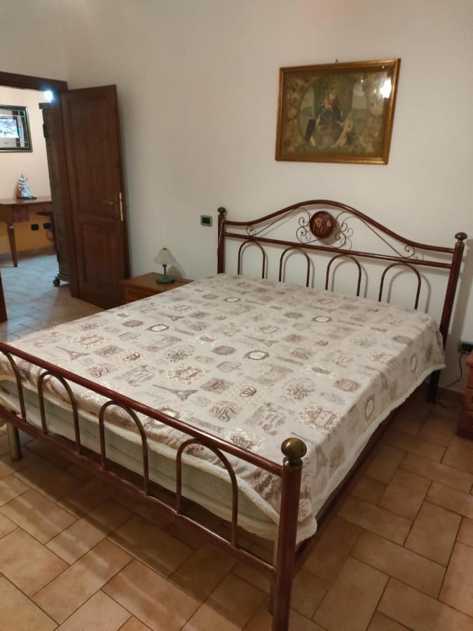 Appartamento Alba Locazione Turistica Spoleto Bagian luar foto